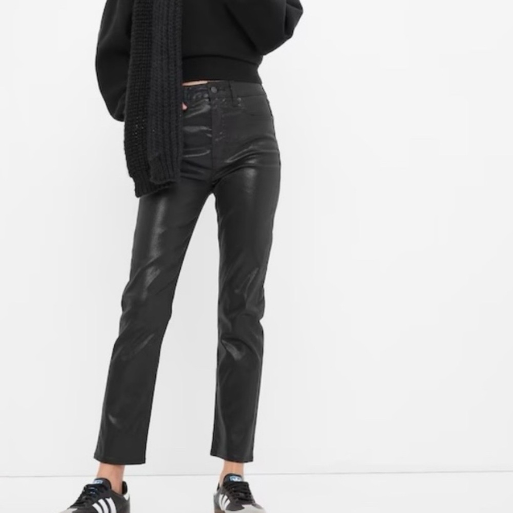 Gap Sky High Rise Black Coated Foil Vintage Slim Jeans Size 31/12 SHORT